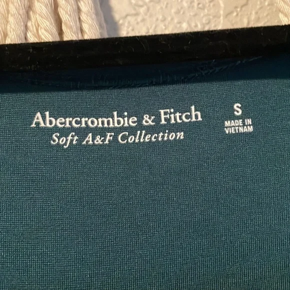 NWOT Abercrombie Long Sleeve Ponte Square Neck Bodysuit - Picture 4 of 8